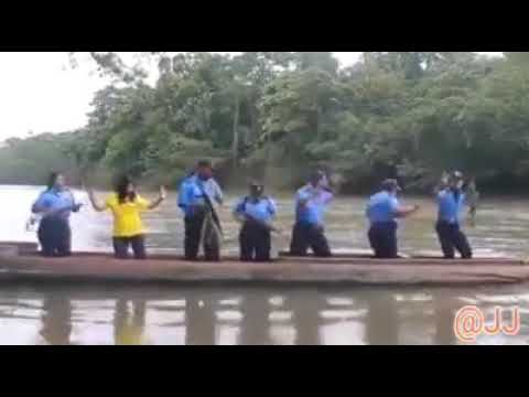 Hay tamsi  tamsi  hay tamsi vakuba winran  uplikanani tamsi