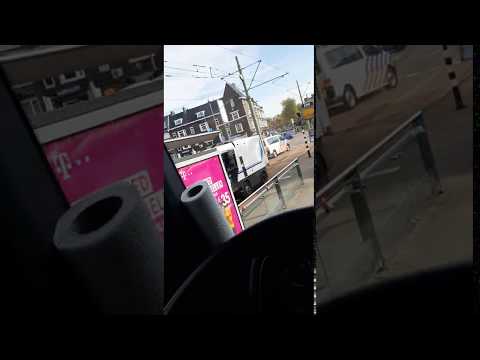 Curătenie pe linia de tranvai Nederland