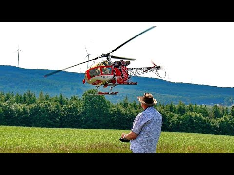 AWESOME FUNSCALE / SHOW FLIGHT AND PERFECT AUTOROTATION WITH LAMA-SA315B BY BERND PÖTING !!!