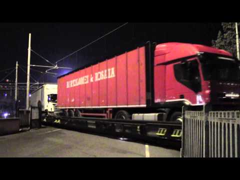 Arrivo ultra lento di un RoLa a Novara Boschetto!!