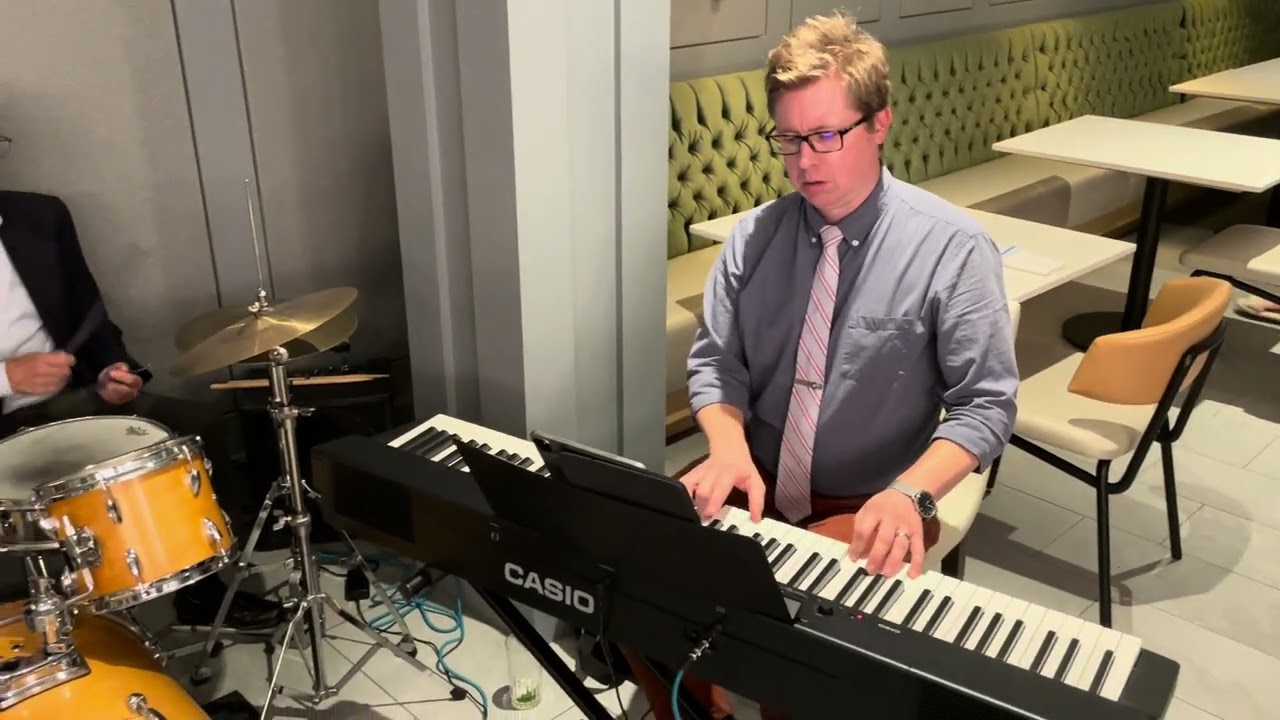 Promotional video thumbnail 5 for Justin Craig Jazz & Classical Guitarist