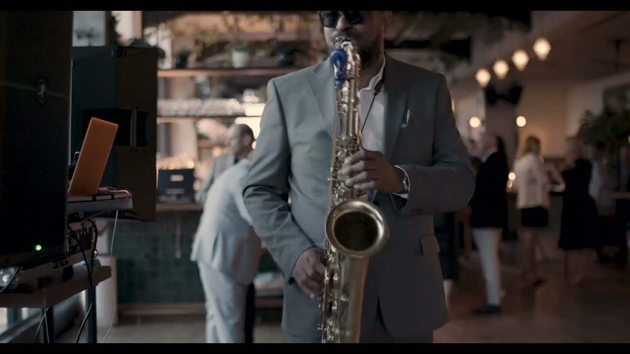 Promotional video thumbnail 17 for Skinny Williams Cocktail Music