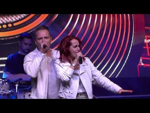 Josh és Betti - Fagyos a szívem ( élőkoncert részlet )