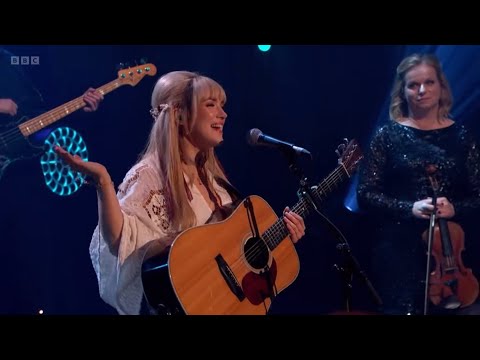 Rianne Downey - Caledonia (Live @ BBC One Scotland Hogmanay)