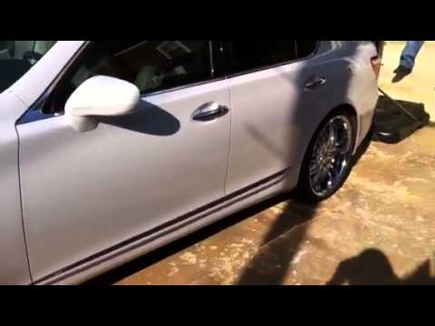 Lexus LS 460 22 rims Lexani lx10