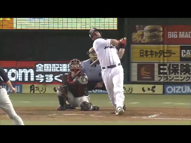 【8回裏】見応え十分の滞空時間 ライオンズ・メヒアが19号ソロホームラン!! 2015/8/22 L-M