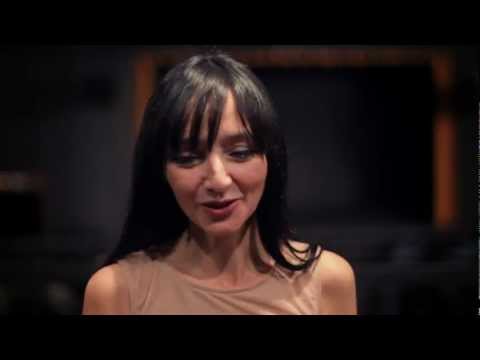 Maria de Medeiros talks about José and Pilar