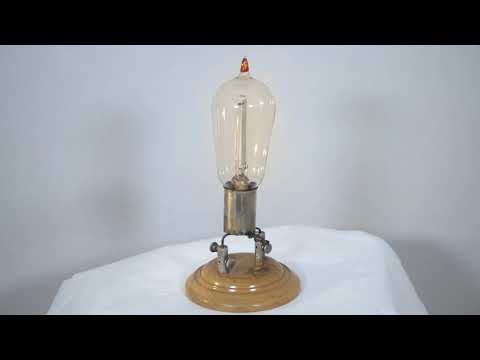 A VIDA NOS BASTIDORES DO MUSEU |