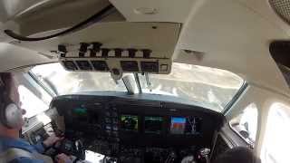 preview picture of video 'King Air C90B landing KHDN'