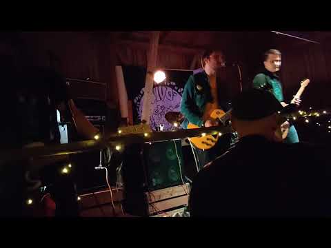 Ongelma - Dynamiittia (Live @ MUSTIKKI)