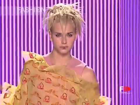 JOHN GALLIANO Full Show Spring Summer 2002 Paris by Fashion Channel
