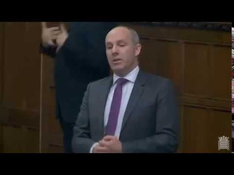 Justin Tomlinson MP praises Maisie Sly and calls for more British Sign Language interpreters