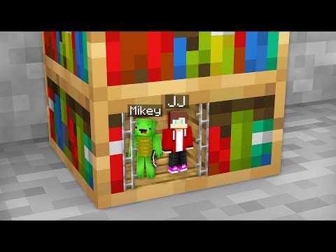 Mikey Spikey - How Mikey & JJ Escaped From Pixel Prison in Minecraft (Maizen)