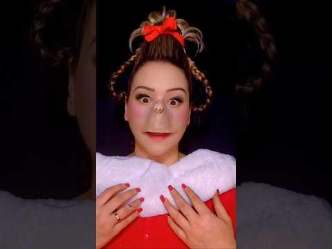 What's going on? #beezinthetrap #makeup #whatsup #grinch #cindylou #trend #tendenza #trendmakeup