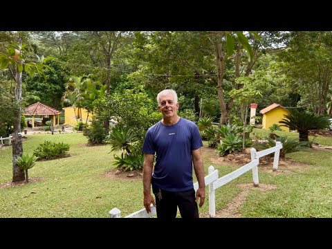 HE BOUGHT A CHARMING FARM AT THE FOOT OF THE MOUNTAIN IN MINAS