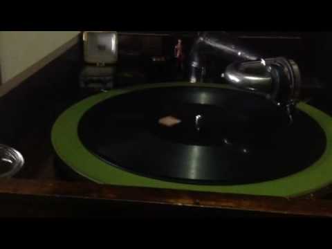 A little bit of this - foxtrot -Carl  Fenton Orchestra-Roaring 20s -78 rpm o'clock