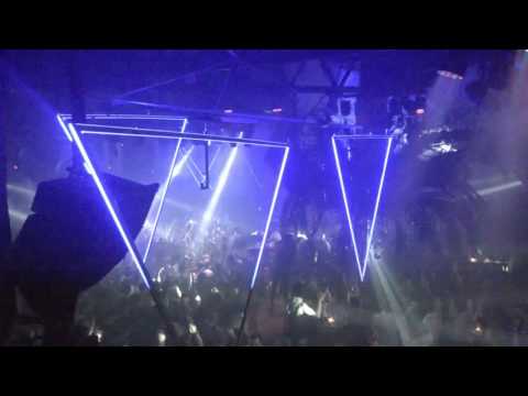 Solomun plays "Clavis - Mangogul's Dream" at Pacha Ibiza / 21-08-16