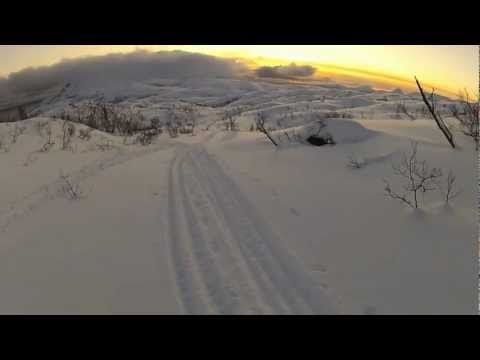 På tur ned Kåringsfjellet