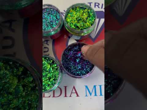 Hypershift Chameleon Flakes ( color changing pigment )