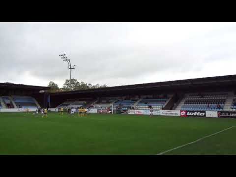 Gol de Ito (R.S.Gimnástica de Torrelavega) a la A.D.Siete Villas (1-0).