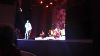 The Oak Ridge Boys - Christmas Is Paintin' the Town (2010)