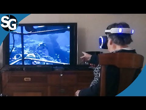 My Granny Enters Virtual Reality (For the First Time)