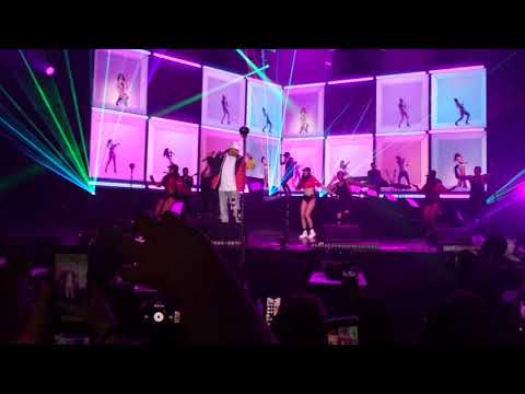 Nicky Jam - ❌ X ESQUIS feat. J. Balvin (live at Zürich Hallenstadion)