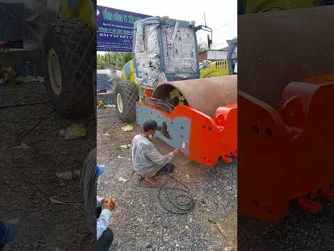 Tân trang lại xe lu hamm