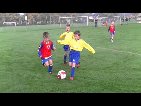 Olde Veste '54 F3 tegen vv Staphorst F3 op 10 oktober 2015