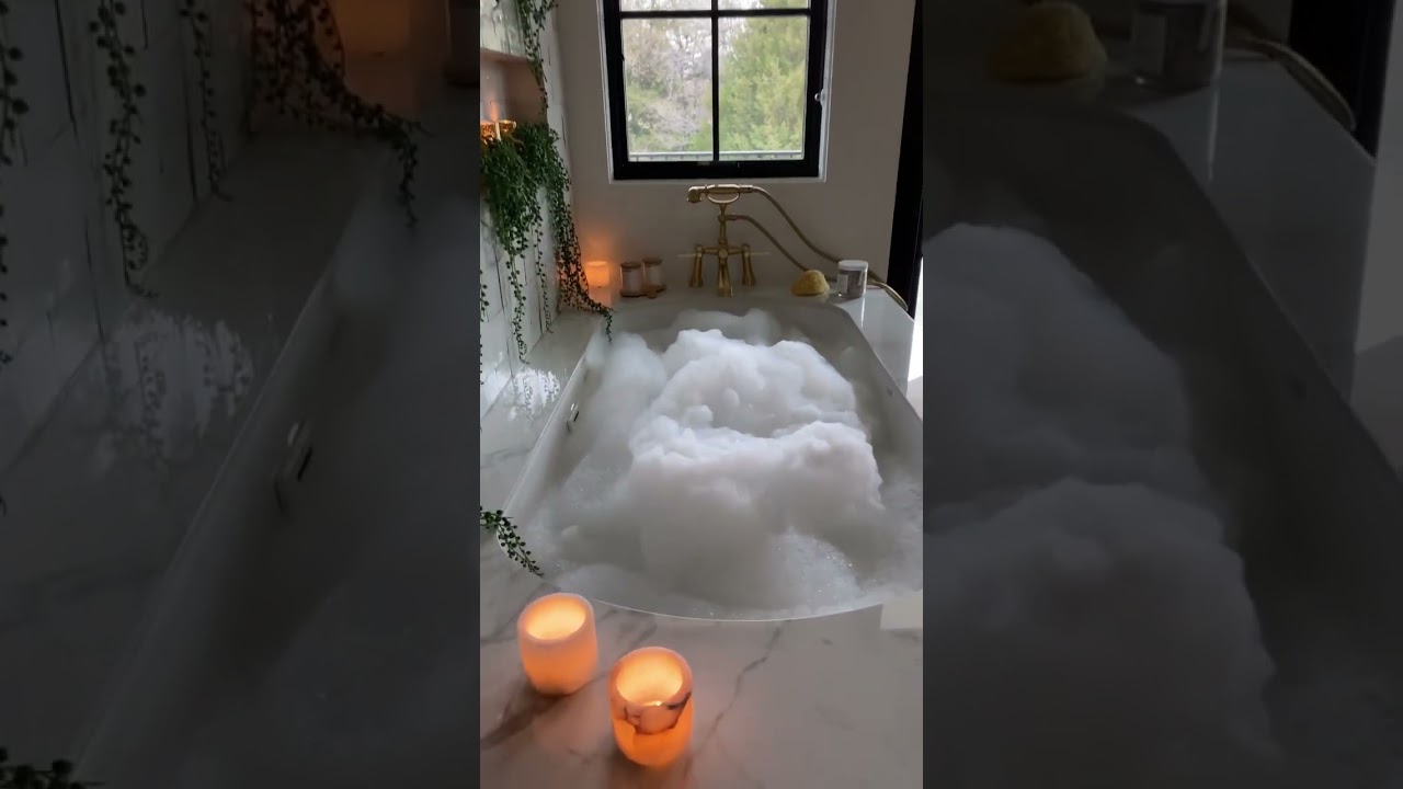 Bathroom goals with a bubble bath #bathroomdesign #bathtub #bathroominspiration #bathroomgoals
