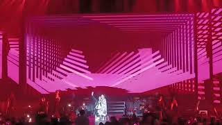 Download lagu Bikin Afgan Baper Rossa Featuring Boy William di live konser Rossa 25 shining year concert mp3