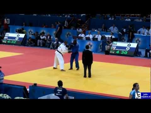 Judo 2011 World Championships Paris: Pesanha (BRA) - Dolassem (CMR) [-90kg]