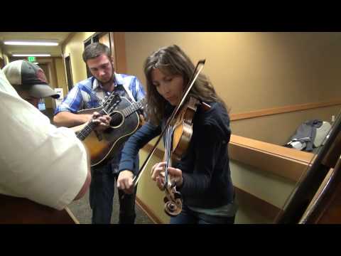 2015-07-25 Warm Up -  Katie Glassman - 2015 Columbia Gorge Fiddle Contest - Stevenson, WA