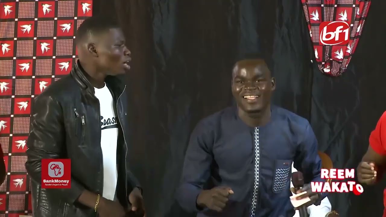 Face-à-face musical entre mariés et célibataires avec Élysée Ouédraogo et Victor Porgo à Reem Wakato