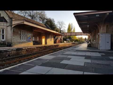 Colas 66850 wakes up the neighbours @ Bradford on Avon 2nd April 2017