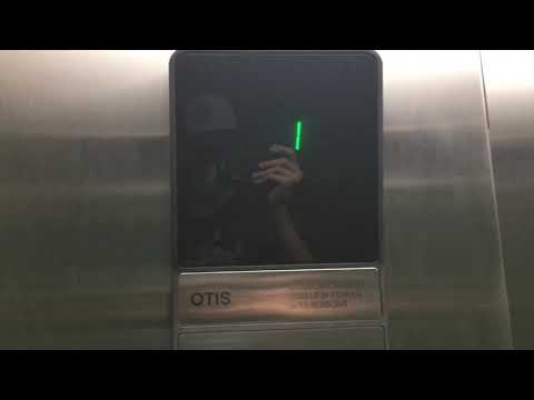 Otis Series 1 Hydraulic Elevator at Days Inn by Wyndham Grayling in Grayling MI