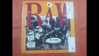 THE ALARM.&#39;&#39;RAW.&#39;&#39;.(LEAD ME THROUGH THE DARKNESS.)(12&#39;&#39; LP.)(1991.)