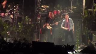 Manolo García- Madrid-Subo escalas bajo escalas