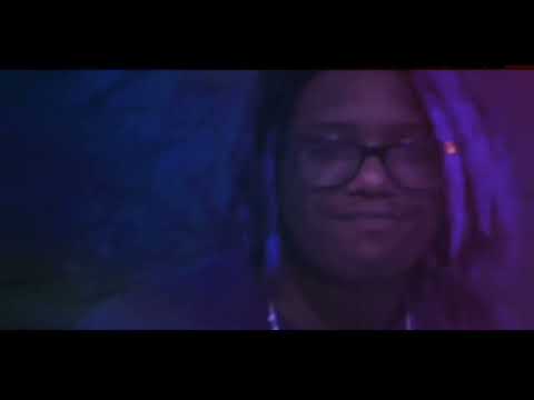 3. Lil Waly - "Fama"  (prod. Chaos)