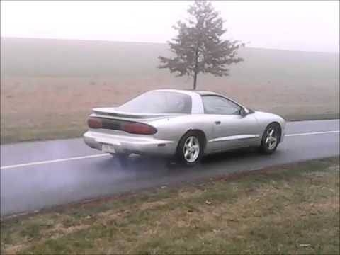 1997 Pontiac Firebird 3.8 Launch On Wet Road