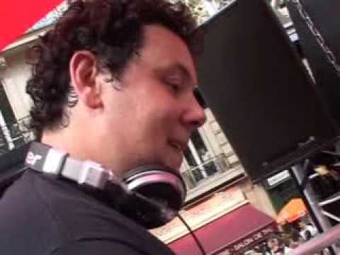 Joachim Garraud live @Techno parade 2004