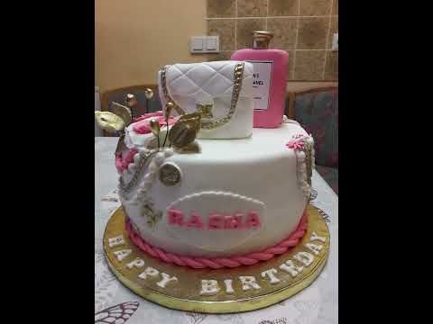 How to bake a Chanel cake with fondant decorations #chanelcakeidea
