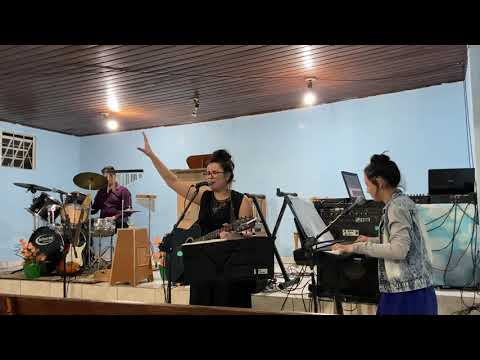 Vim para adorar-te/Poderoso Deus/Abraça-me(Cover- Erika Honda e Lucas ft. Daniela Honda)
