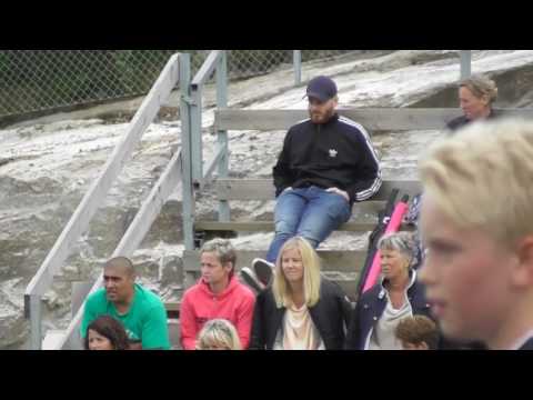 Extramaterial från Kinna-matchen: Adnan filmar fansen