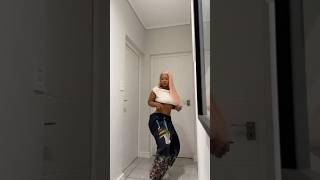 Christmas present 💞 #amapiano #africangood #dance @cyan.boujee24