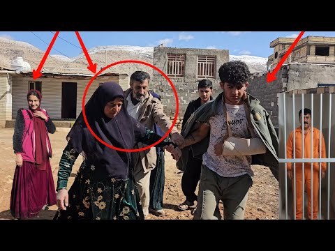 Mahan attacks Mirza's house: Leila is kicked out of the house. Mirza is angry.