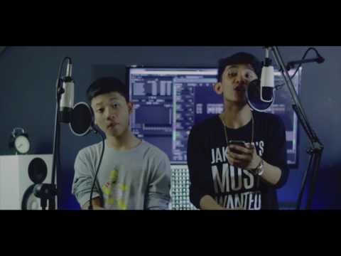 Justin bieber-Despacito X pull up - Like glue -Life is worth living #MASHUP (Gahtan Sakti ft DYCAL)