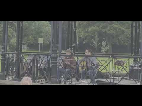 UCL EXCLUSIVE: Ukulele Uff Trio