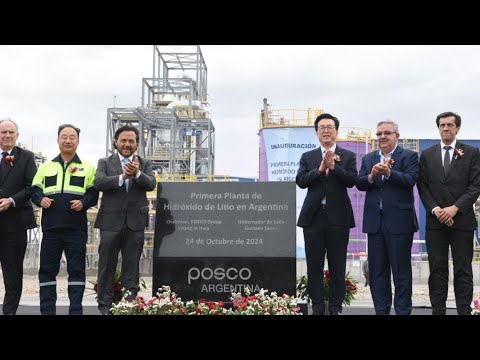Sáenz inauguró en Salta la primera planta comercial de producción de hidróxido de litio del país