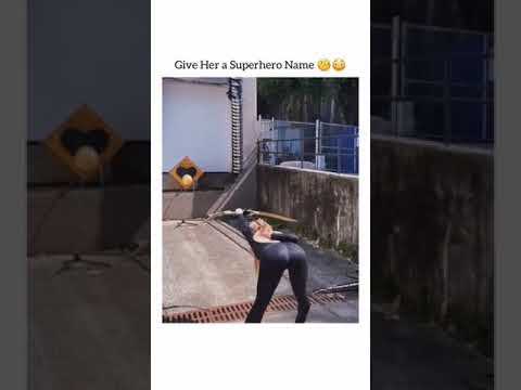 Hot muscle girl flex super body ❣️❣️